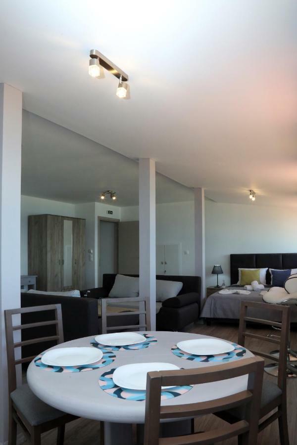 Ermioni Apartments Vrasná Eksteriør billede