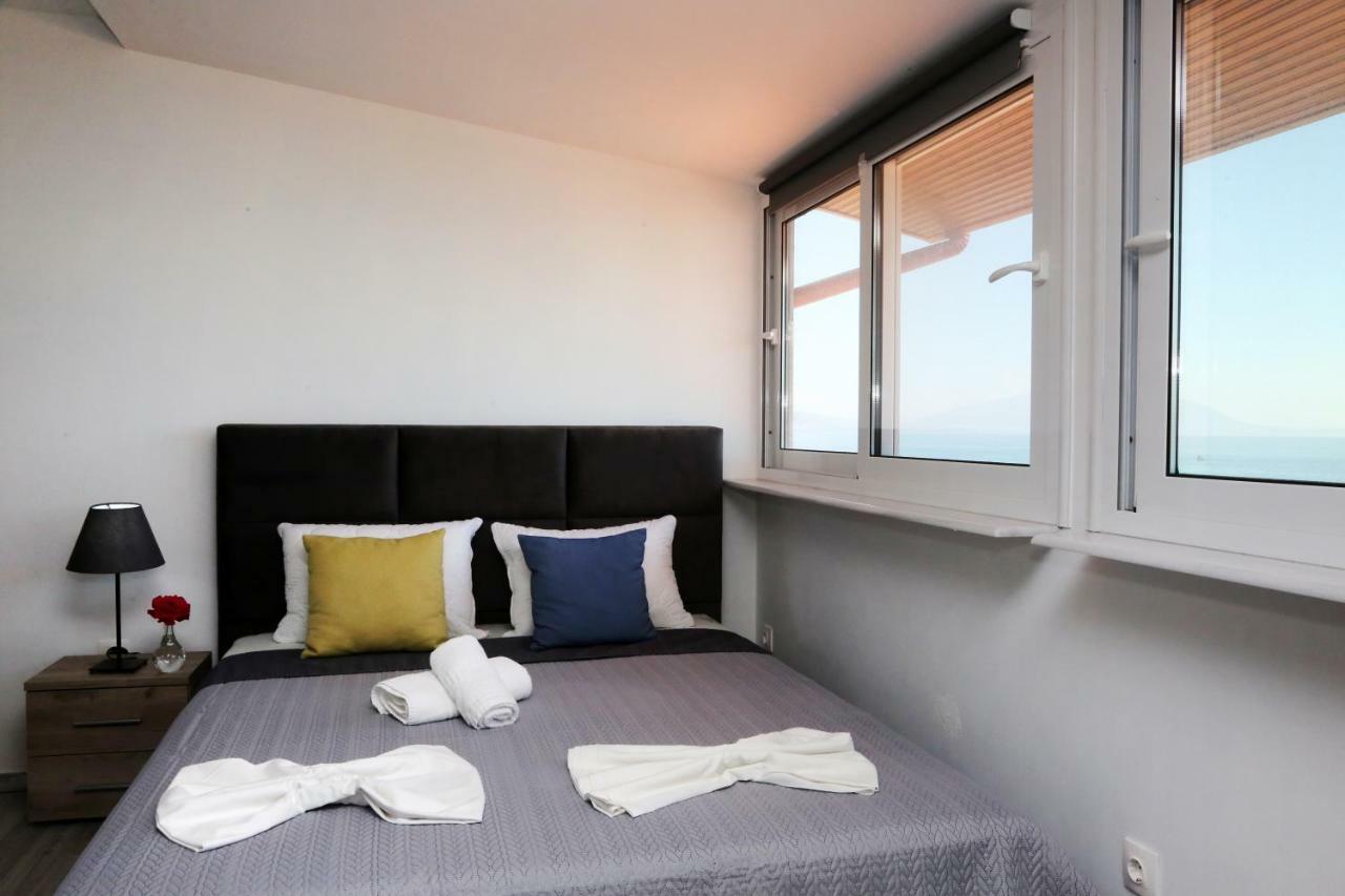 Ermioni Apartments Vrasná Eksteriør billede